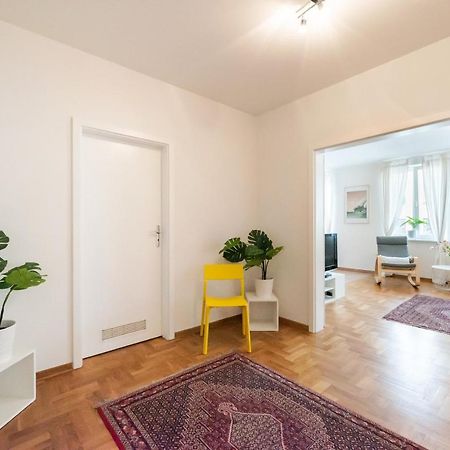 New Town Spacious Apartment Warszawa Eksteriør billede