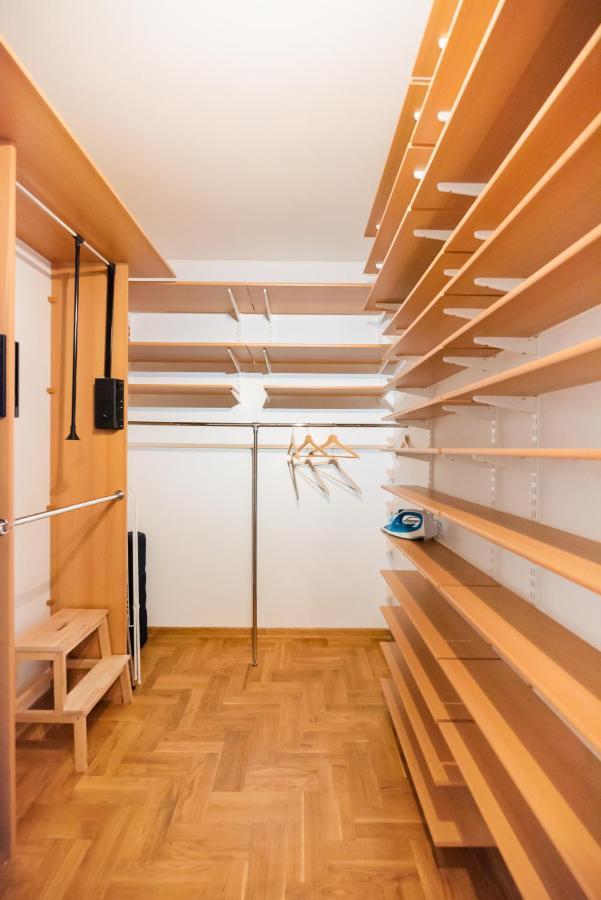 New Town Spacious Apartment Warszawa Eksteriør billede